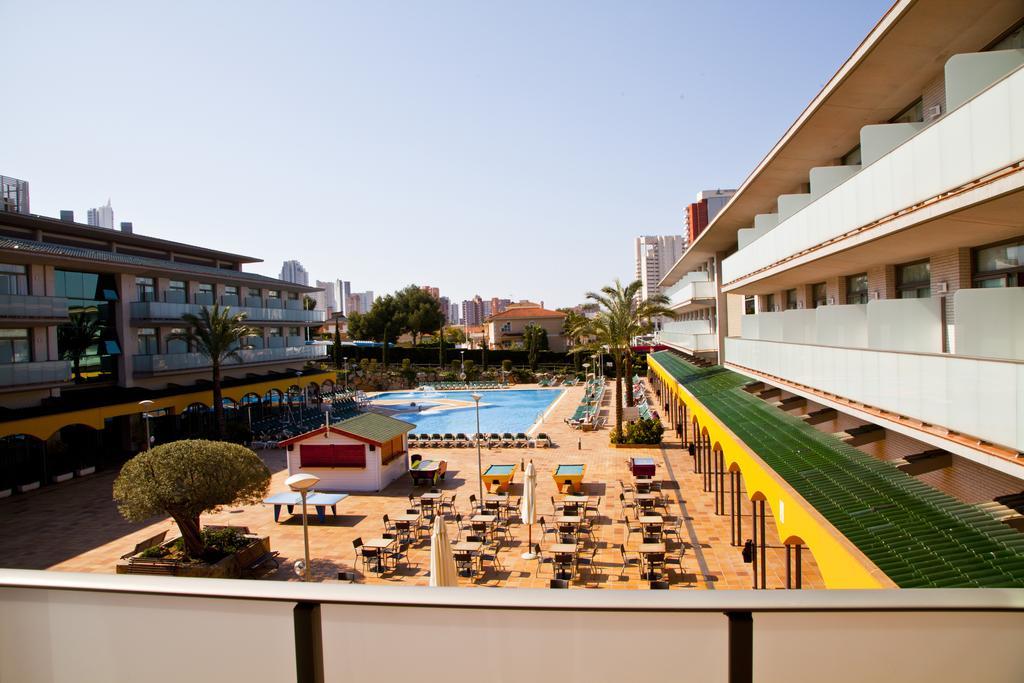 Hotel Mediterraneo Benidorm Exterior foto